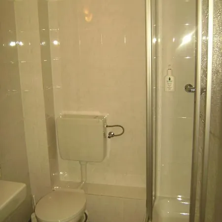 Hotel Reuterhof 2*