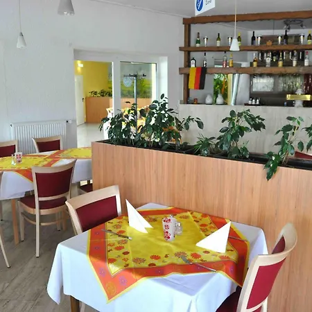 Reuterhof 2* Darmstadt