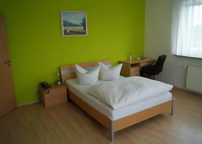 Reuterhof 2* Дармштадт