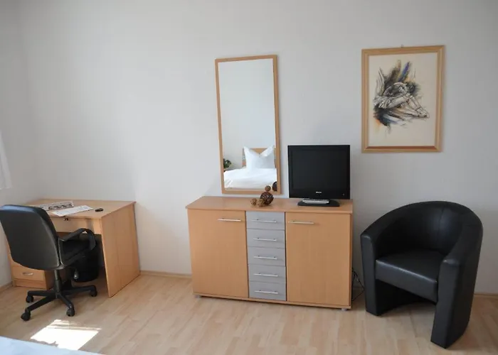 Reuterhof 2* Darmstadt